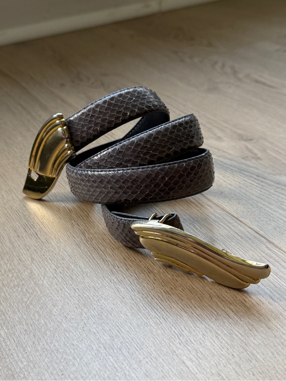 Vintage Liz Claiborne snakeskin belt